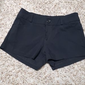 Black shorts, size 0